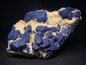 минерал лазурит